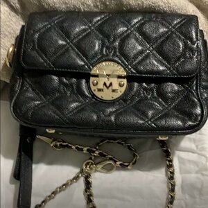 Chic Black Quilted Crossbody Bag with Gold Accents